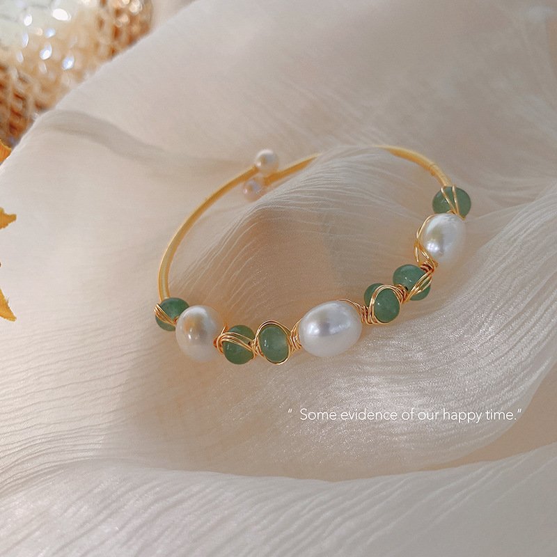 Korean Style Green Aventurine & 10mm Pearl Bracelet - High-End Luxury Fashion Bangle
